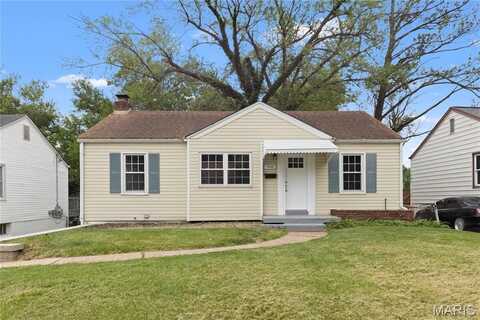 10318 Saint Joan Lane, Saint Ann, MO 63074