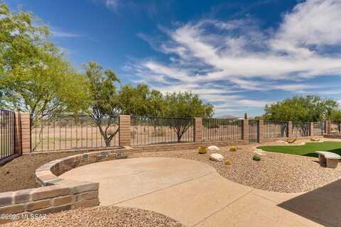 2559 E Wrightson View Drive, Green Valley, AZ 85614