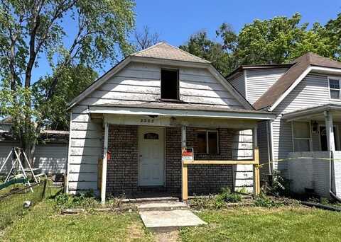 2205 E 24th Street, Granite City, IL 62040