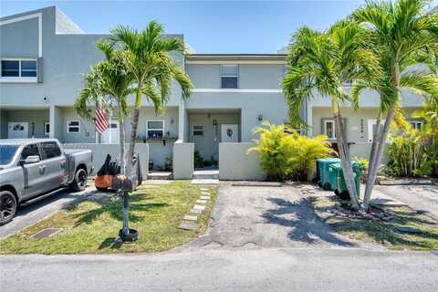 9040 SW 203rd Ter, Cutler Bay, FL 33189
