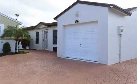 6755 NW 199th St, Hialeah, FL 33015