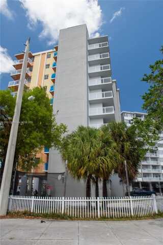 2025 NE 164th St, North Miami Beach, FL 33162
