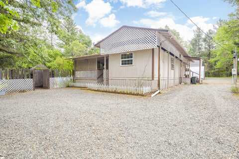 835 Southside Road, Grants Pass, OR 97527