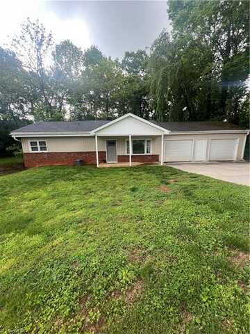 168 Mulberry Pine Street, North Wilkesboro, NC 28659
