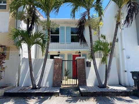 2165 NE 123rd St, North Miami, FL 33181