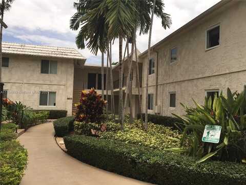8603 SW 68th Ct, Pinecrest, FL 33156