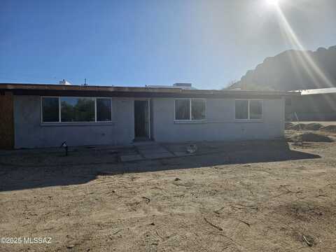 230 W Meadowbrook Drive, Tucson, AZ 85704