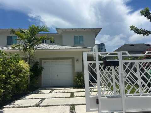 3144 New York St, Miami, FL 33133