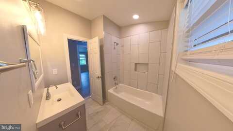 2050 NIKE DRIVE, WALDORF, MD 20601