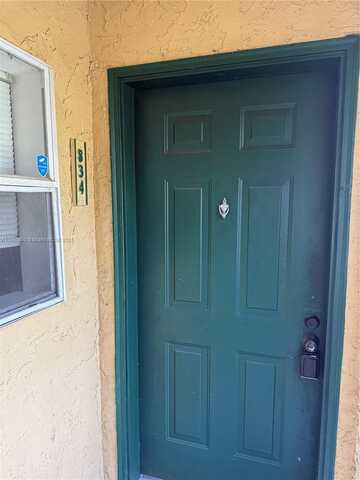 833 Riverside Dr, Coral Springs, FL 33071