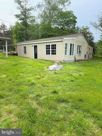 7421 LAKE DRIVE, MANASSAS, VA 20111