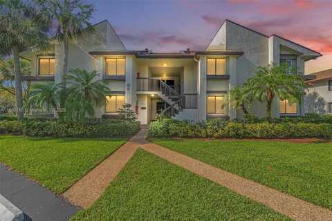 9310 SW 23rd St, Davie, FL 33324