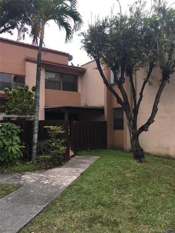 445 W Park Dr, Miami, FL 33172