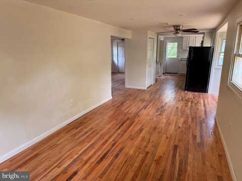 34 OLIVE AVENUE, BROWNS MILLS, NJ 08015
