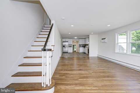 514 CHAPEL AVENUE W, CHERRY HILL, NJ 08002