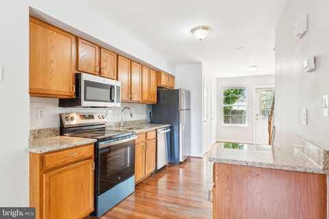 28 JOHNSON PLACE, ANNAPOLIS, MD 21401
