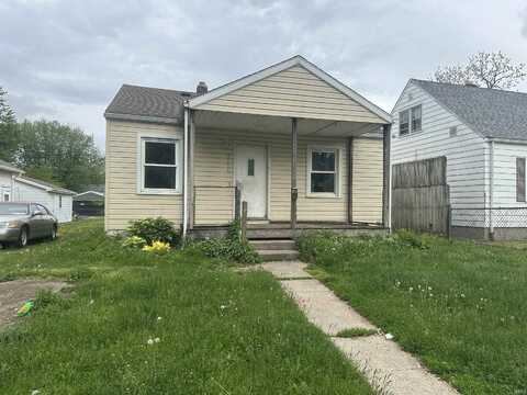 2116 S Beacon Street, Muncie, IN 47302