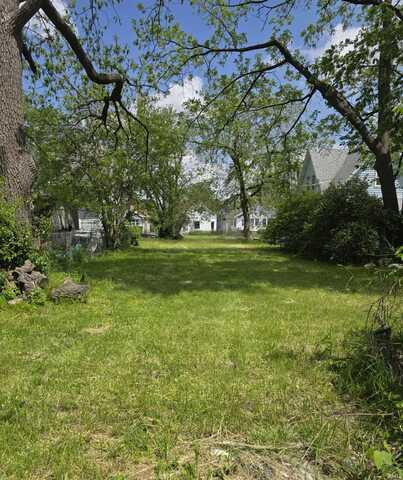 915 S 18th Street, New Castle, IN 47362