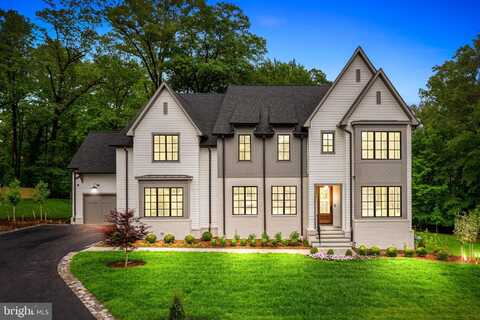 2107 ELLIOTT AVENUE, MCLEAN, VA 22101