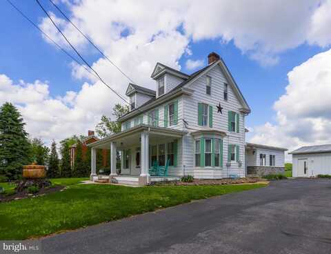 1640 WOODSTOCK ROAD, FAYETTEVILLE, PA 17222
