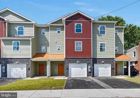 594 W THIRTIETH STREET, WILMINGTON, DE 19802