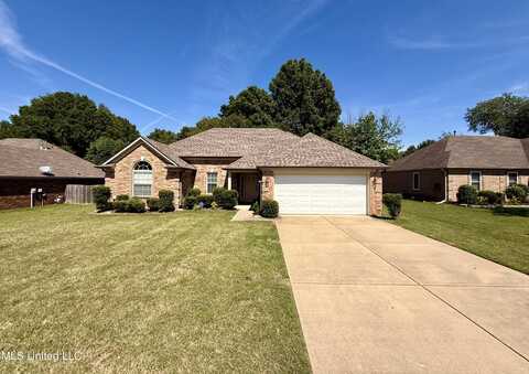5948 Scott Farms Drive, Horn Lake, MS 38637