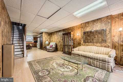 213 N LINWOOD AVENUE, BALTIMORE, MD 21224