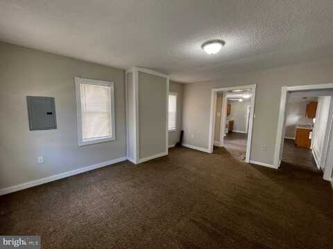 382 E EAST BROADWAY, SALEM, NJ 08079