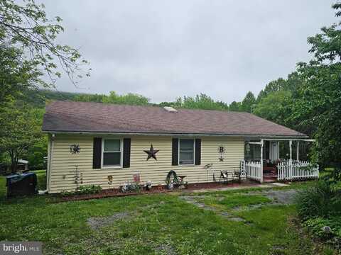 2596 DETOUR ROAD, GREAT CACAPON, WV 25422