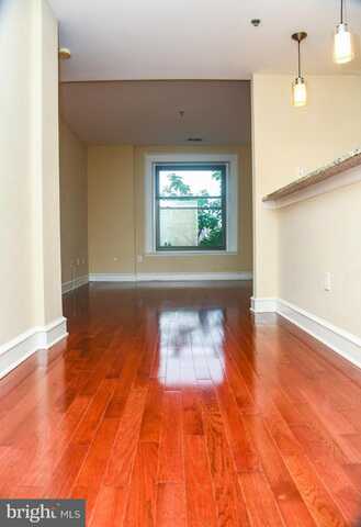 1811 CHESTNUT STREET, PHILADELPHIA, PA 19103