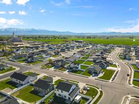 572 N 600 W, Smithfield, UT 84335