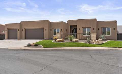 5479 W Desert Hollow LN, Hurricane, UT 84737