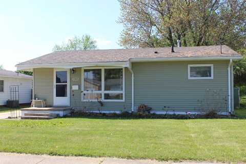1305 Downing Avenue, Waterloo, IA 50701