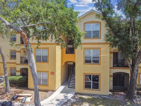 5606 PINNACLE HEIGHTS CIRCLE, TAMPA, FL 33624