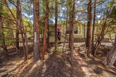 2041 Hacienda Way, Show Low, AZ 85901