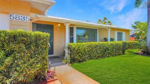 5835 29TH AVENUE N, Saint Petersburg, FL 33710