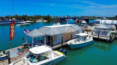 100 CIRCUIT ROAD, NOKOMIS, FL 34275