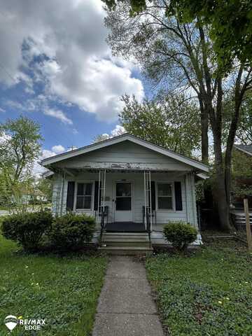 1634 Delaware, Saginaw, MI 48602