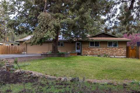 20952 Desert Woods Drive, Bend, OR 97702