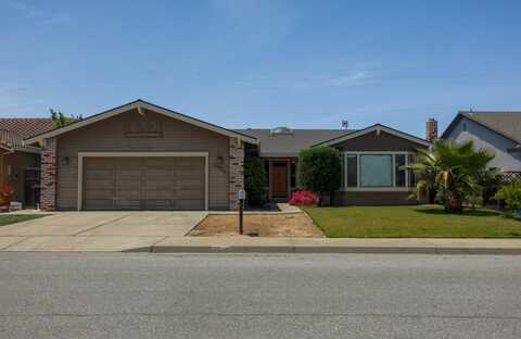 2030 Clearview DR, Hollister, CA 95023