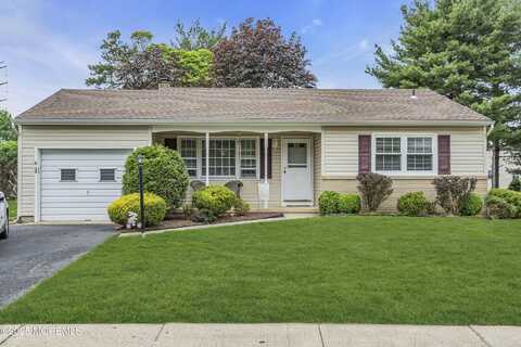 32 Bugle Court, Toms River, NJ 08757