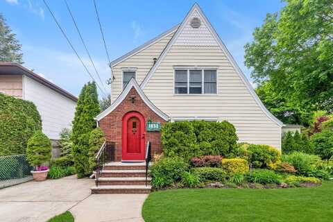 1833 Gregory Avenue, Merrick, NY 11566