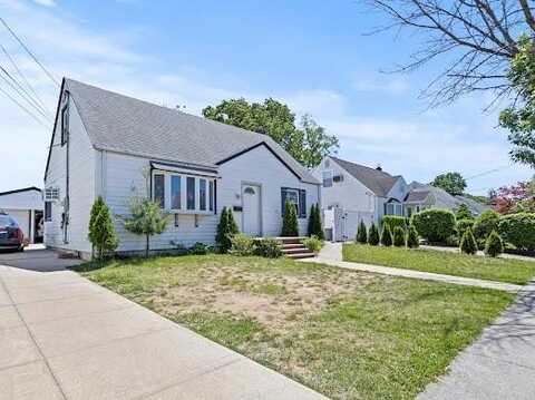 1125 Rottkamp Street, Valley Stream, NY 11580