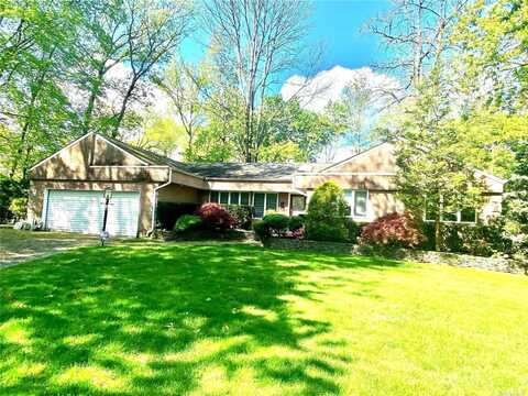 1b Ramsey Road, Great Neck, NY 11023