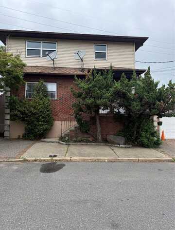 41 Madison Avenue, Westbury, NY 11590