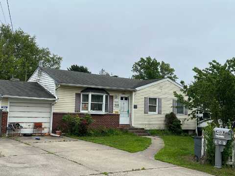 21 Pinetop Drive, Central Islip, NY 11722