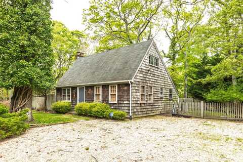 2 Rutland Road, Springs, NY 11937
