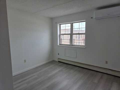 832 Bryant Avenue, Bronx, NY 10474