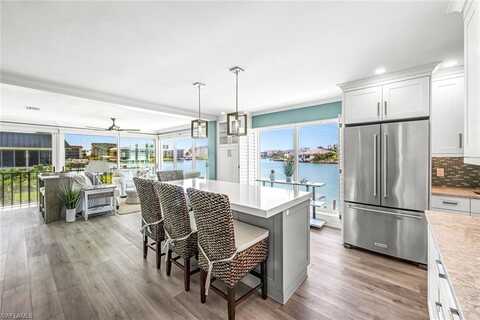 333 Harbour, NAPLES, FL 34103