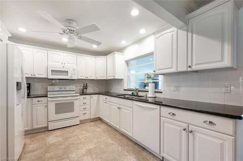 3586 Santiago, NAPLES, FL 34105